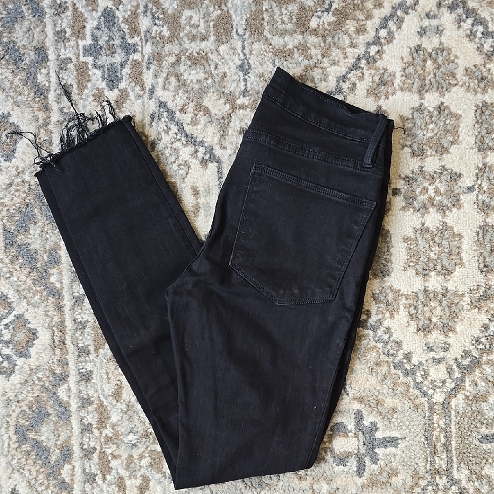 Frame Le High Skinny Black Jeans